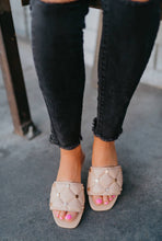 Load image into Gallery viewer, Women&#39;s Beige Quilted Foldable Flat Sandal by Rollasole
