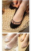 Load image into Gallery viewer, Women&#39;s Footie No Show Socks in Black White Gray Beige
