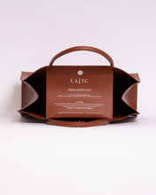Load image into Gallery viewer, MODERN VEGAN TOTE - Hot mes (Brown)
