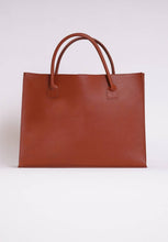 Load image into Gallery viewer, MODERN VEGAN TOTE - Hot mes (Brown)
