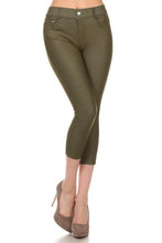 Load image into Gallery viewer, Women&#39;s Plus Size Army Green 5-Pocket Skinny Capri Jeggings
